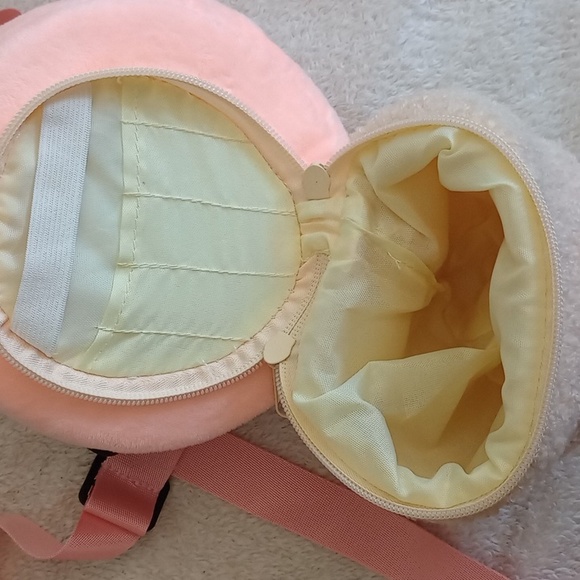 NWOT Urban Outfitters Mushroom Smoko Plush Sherpa Make Up Bag - Picture 3 of 4